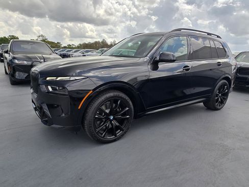 New 2026 BMW X7 xDrive40i w/ Executive Package image 5