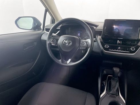 Used 2023 Toyota Corolla LE image 23