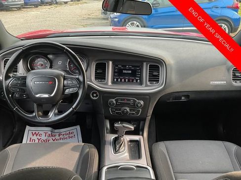 Used 2022 Dodge Charger SXT image 16