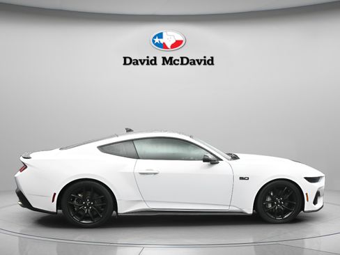 Used 2025 Ford Mustang GT w/ Mustang Nite Pony Package RWD image 9