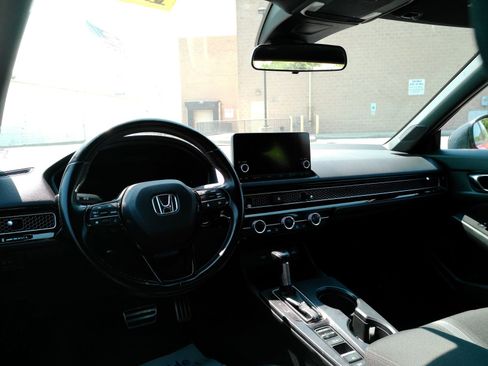 Used 2022 Honda Civic Sport image 9