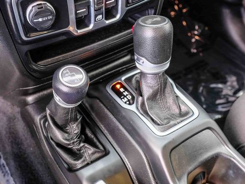Used 2020 Jeep Wrangler Unlimited Sport AWD/4WD image 20