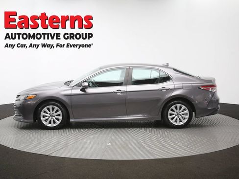 Used 2019 Toyota Camry LE FWD image 58
