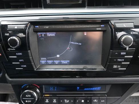 Used 2015 Toyota Corolla S Premium image 16