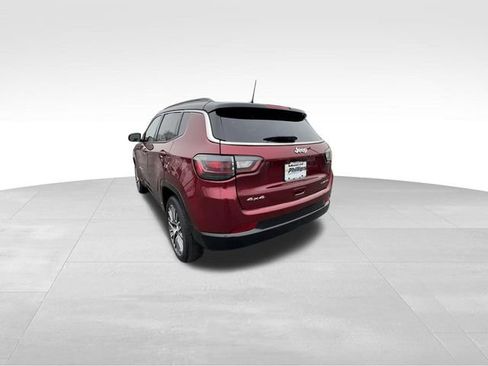 Used 2022 Jeep Compass Limited w/ Elite Group image 8