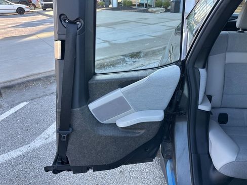 Used 2015 BMW i3 image 41