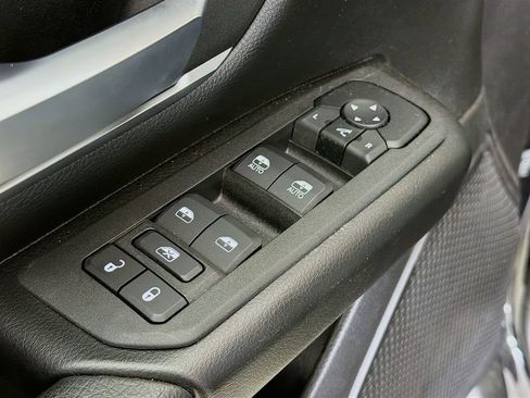 Used 2025 RAM 1500 Lone Star image 20