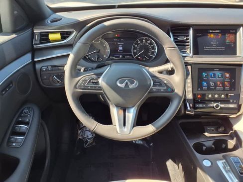 Used 2025 INFINITI QX55 Luxe w/ Cargo Package image 13