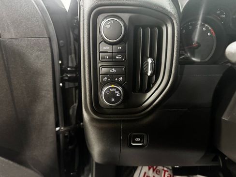Used 2021 Chevrolet Silverado 1500 Custom image 35