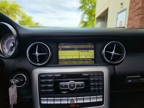 Used 2012 Mercedes-Benz SLK 350 image 17