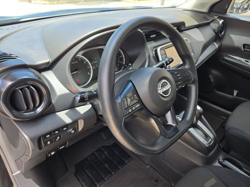 Used 2025 Nissan Kicks Play S FWD image 10