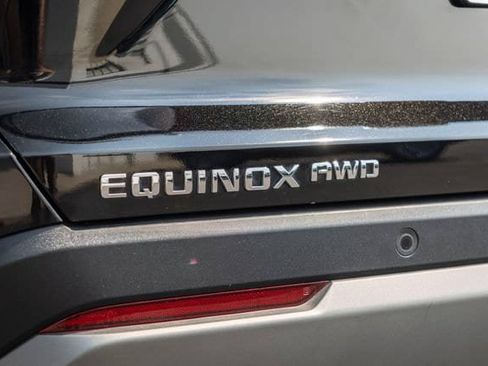 Used 2025 Chevrolet Equinox LT AWD/4WD image 39