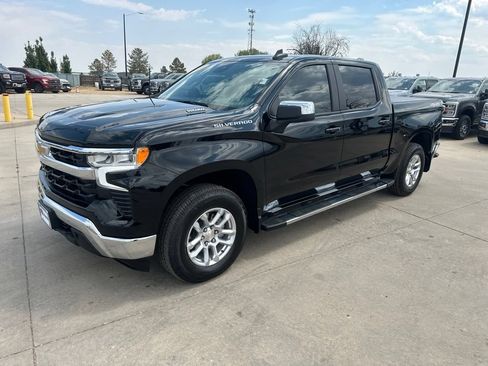 Used 2023 Chevrolet Silverado 1500 LT w/ Protection Package AWD/4WD image 29