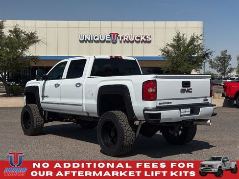 Used 2017 GMC Sierra 2500 SLT w/ Duramax Plus Package AWD/4WD image 8