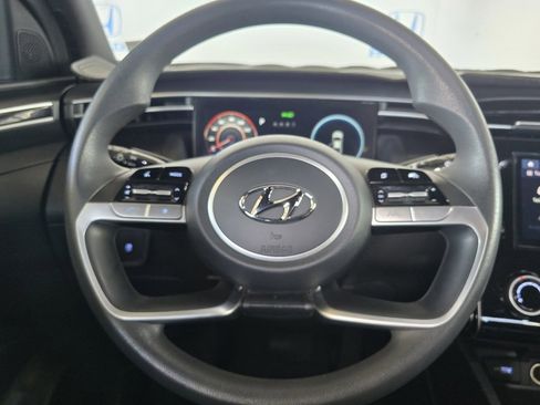 Used 2023 Hyundai Santa Cruz SEL image 16