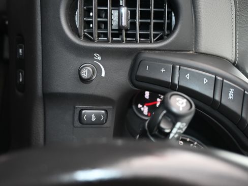 Used 2013 Chevrolet Corvette Convertible w/ 4LT Preferred Equipment Group image 19