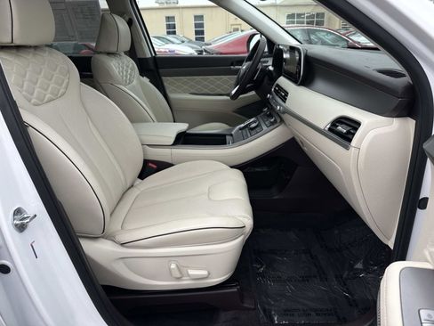 Used 2020 Hyundai Palisade Limited w/ Winter Weather Package image 19