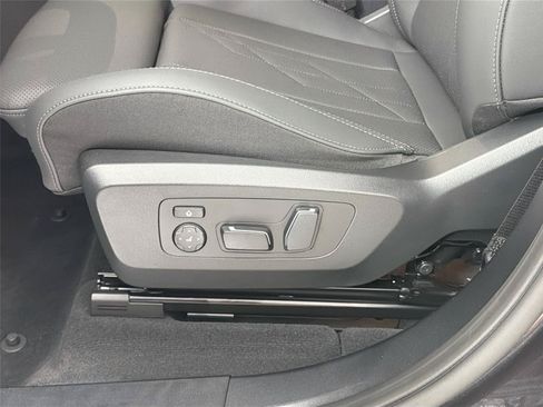 New 2026 BMW X3 xDrive30i w/ Premium Package AWD/4WD image 18