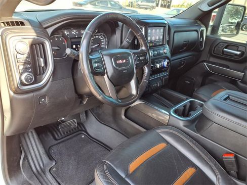 Used 2021 GMC Sierra 2500 AT4 w/ AT4 Preferred Package image 23