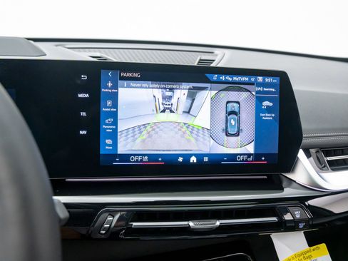 New 2025 BMW X1 xDrive28i w/ Technology Package image 24