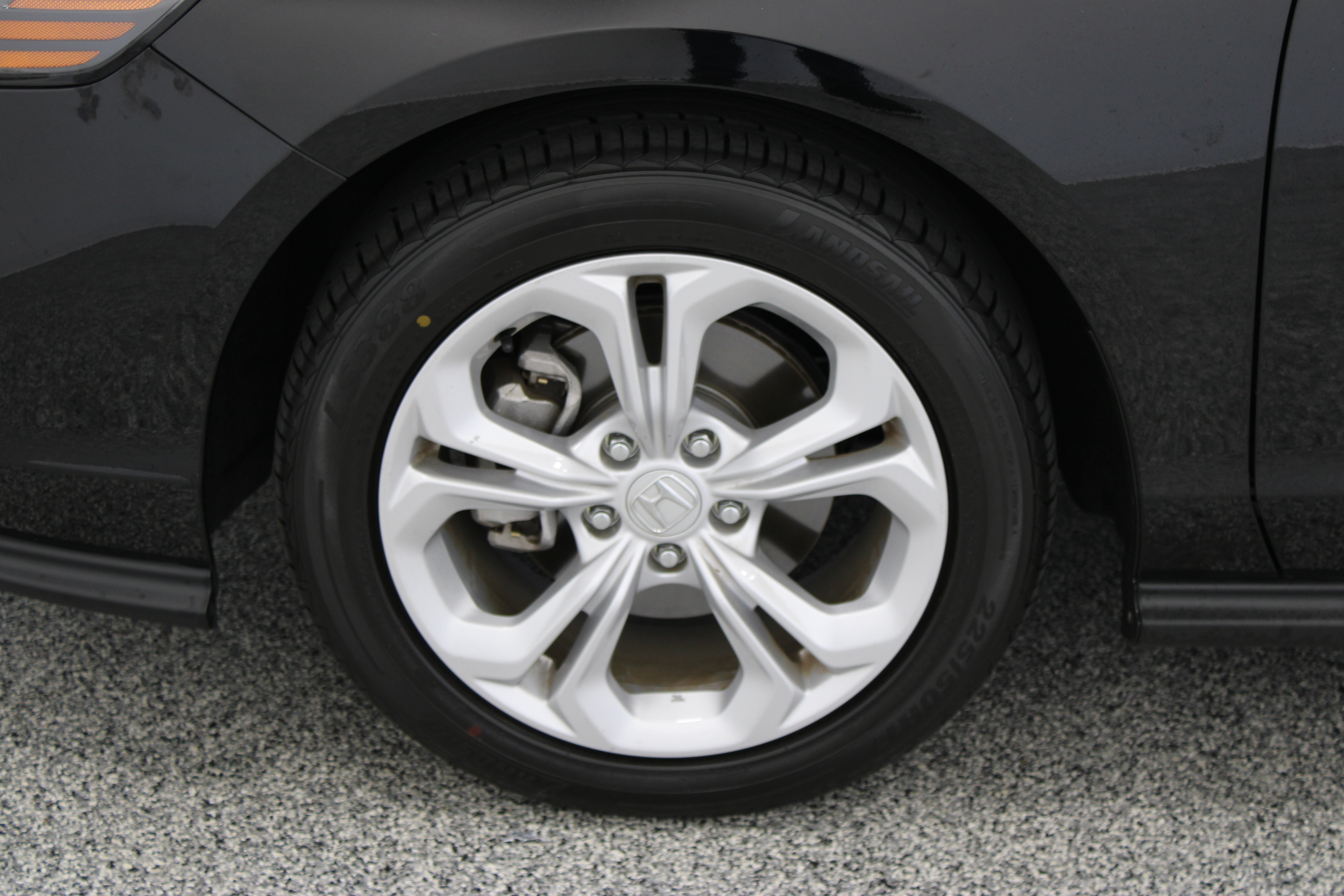 Used 2025 Honda Accord LX image 11