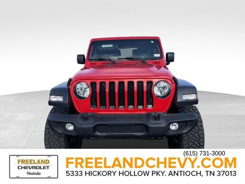 Used 2019 Jeep Wrangler Sport AWD/4WD image 9