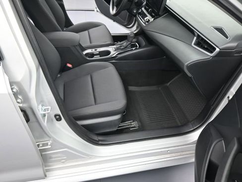 Used 2024 Toyota Corolla LE image 28