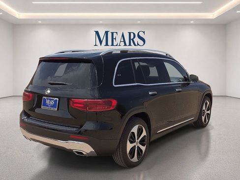 Used 2025 Mercedes-Benz GLB 250 image 5