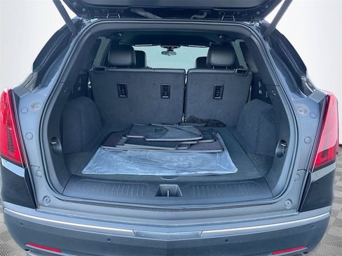 New 2025 Cadillac XT5 Luxury image 26
