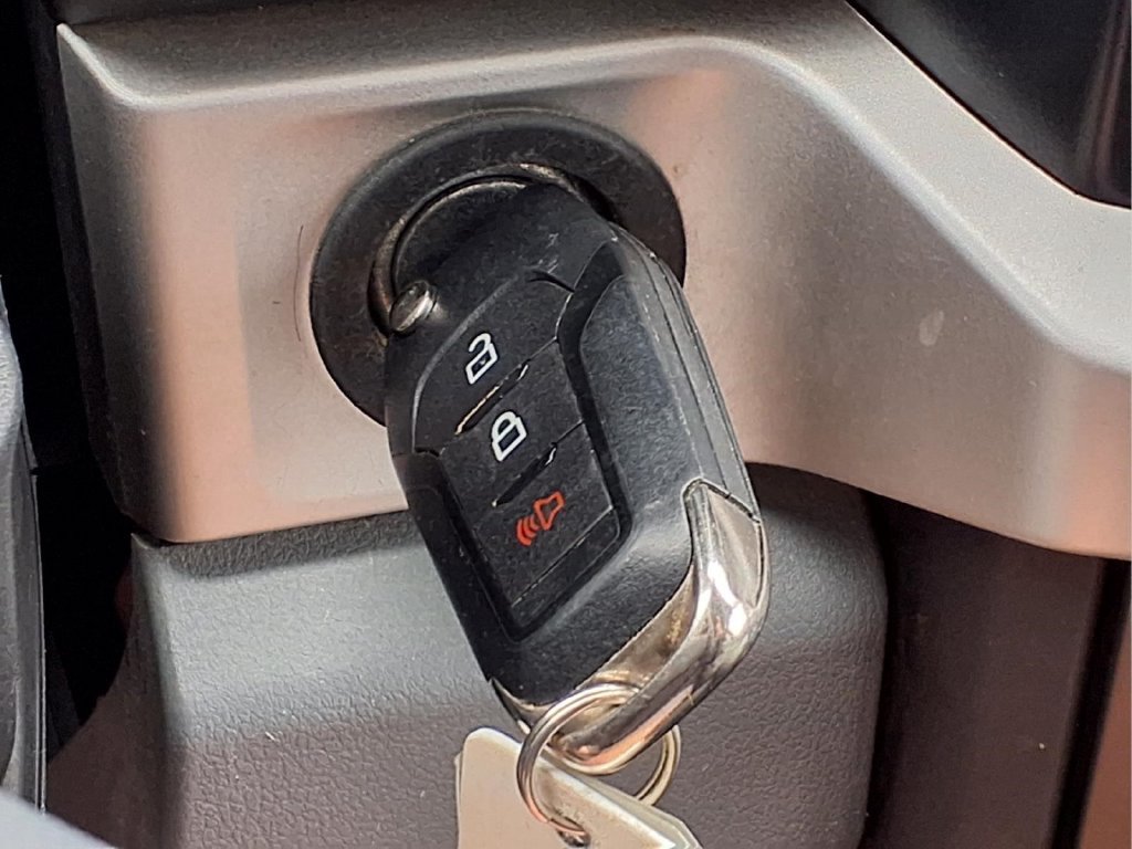 Used 2025 Ford F350 XLT AWD/4WD image 23