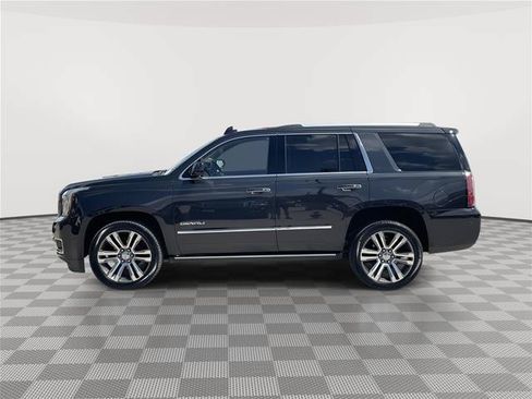 Used 2020 GMC Yukon Denali w/ Denali Premium Package AWD/4WD image 2