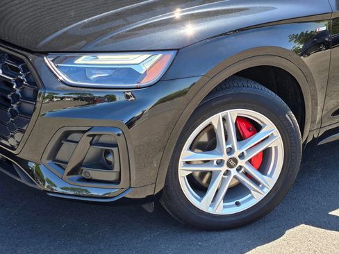 Used 2023 Audi Q5 e Premium w/ Convenience Package AWD/4WD image 10