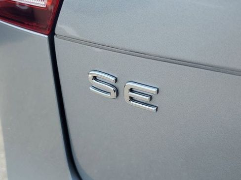 Certified 2023 Volkswagen Tiguan SE R-Line FWD image 6