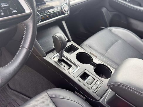 Used 2019 Subaru Outback 2.5i Limited w/ Popular Package #2 image 15