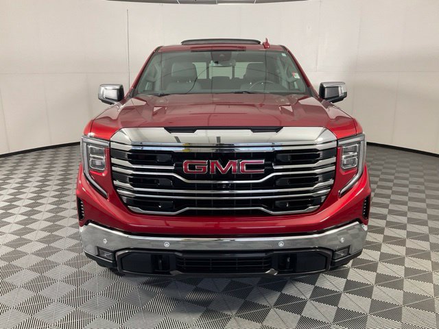 Used 2024 GMC Sierra 1500 SLT w/ SLT Premium Plus Package AWD/4WD image 2
