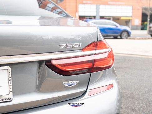 Used 2019 BMW 750i xDrive image 57