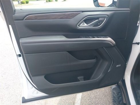 Used 2021 Chevrolet Tahoe Z71 image 19