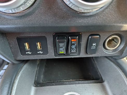 Used 2020 Mitsubishi Outlander Sport ES FWD image 42