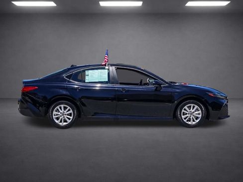 Used 2025 Toyota Camry LE FWD image 3