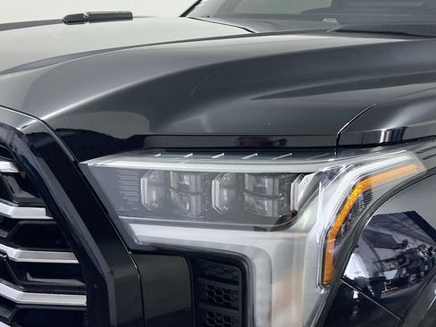 Used 2024 Toyota Tundra Capstone AWD/4WD image 11