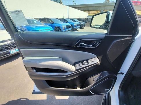 Used 2016 Chevrolet Tahoe LT w/ Luxury Package RWD image 23