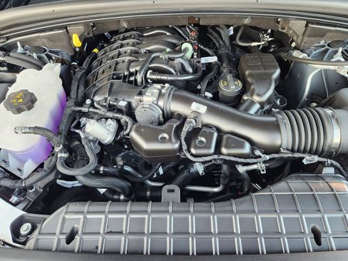 New 2025 Jeep Grand Cherokee Limited w/ Trailer Tow Package image 23