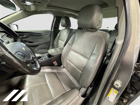 Used 2019 Chevrolet Impala LT image 20