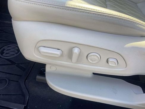 Certified 2024 Buick Enclave Avenir w/ Avenir Technology Package image 13