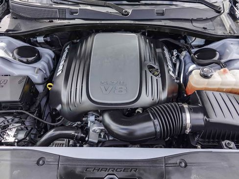 Used 2022 Dodge Charger R/T w/ Blacktop Package image 28