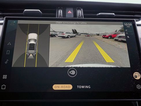 Used 2024 Jaguar F-PACE R-Dynamic S image 28