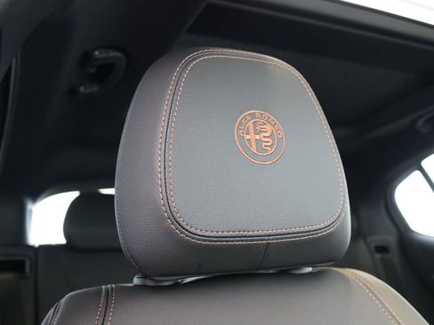 New 2025 Alfa Romeo Stelvio Sprint image 38