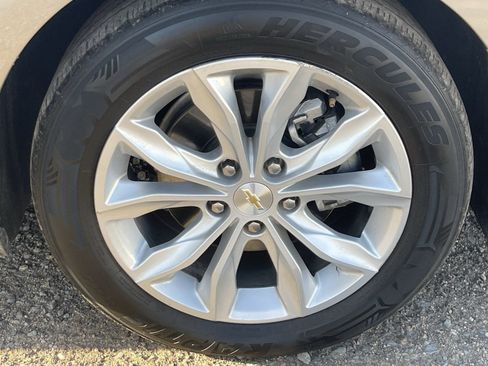 Used 2024 Chevrolet Malibu LT FWD image 10