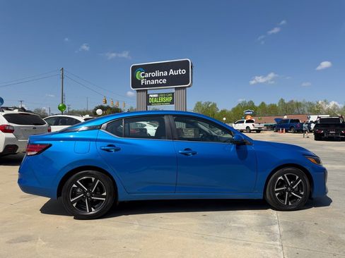 Used 2025 Nissan Sentra SV image 6