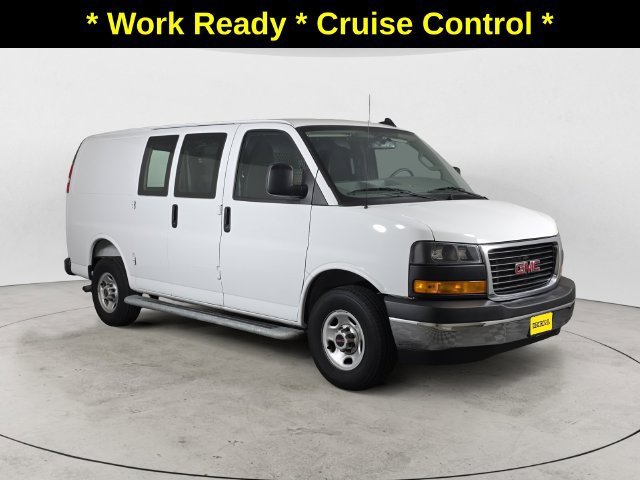Used 2025 GMC Savana 2500 w/ Driver Convenience Package RWD image 3